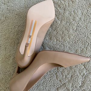 (NEW) Sam Edelman Hazel Pointed Toe Pump Nude